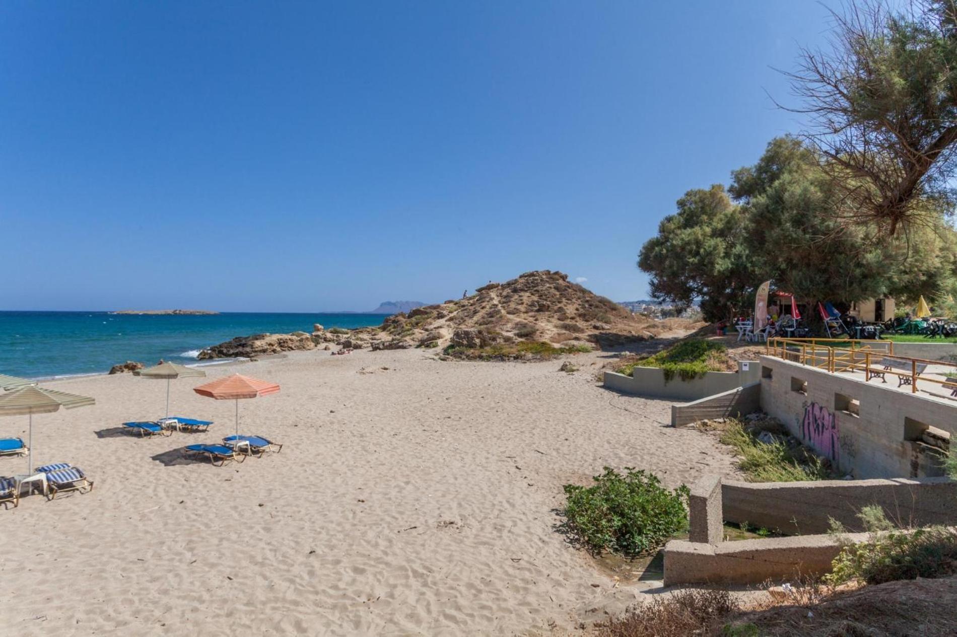 Апартаменти Παραθαλασσιο Agia  Екстер'єр фото